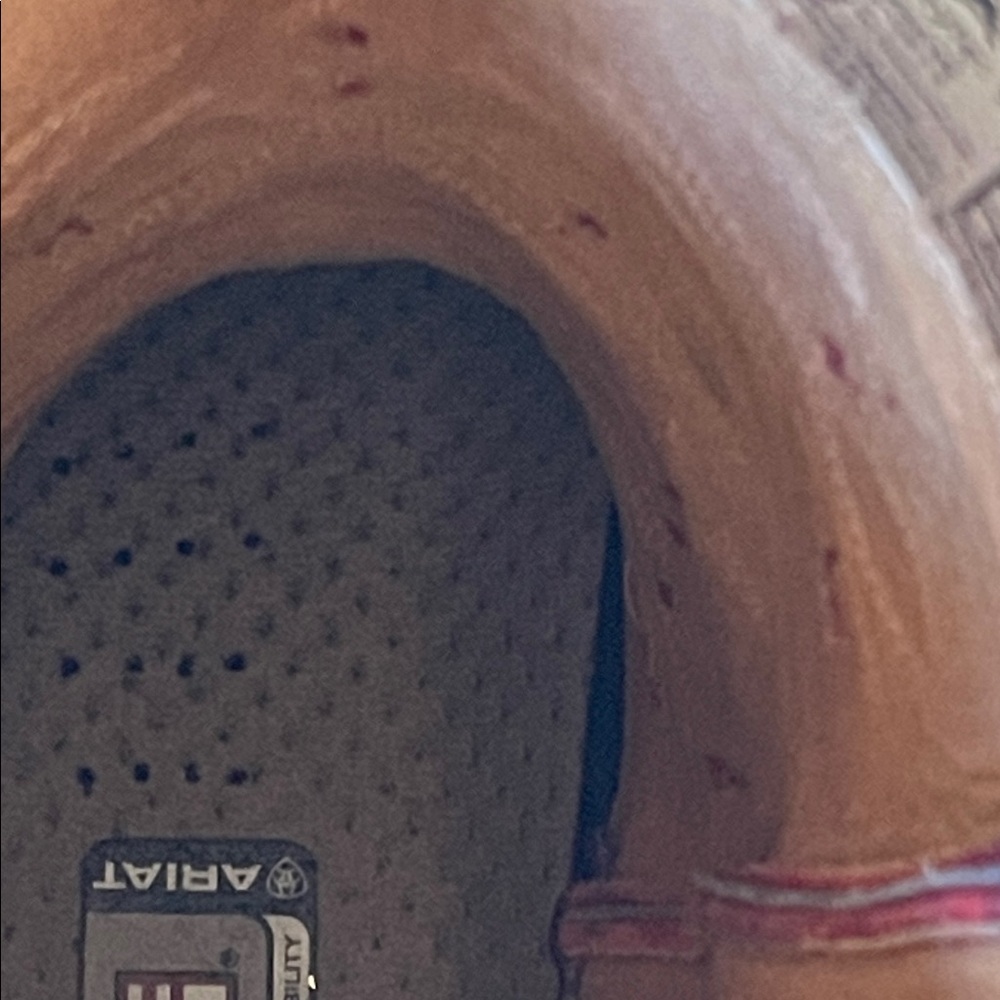 Ariat Vibrant Red Leather Western Boots - Picture 11 of 14